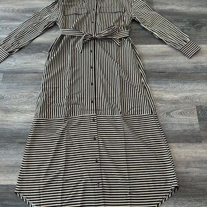 Striped Black and White Maxi Dress Easter Spring Womens boutique size medium